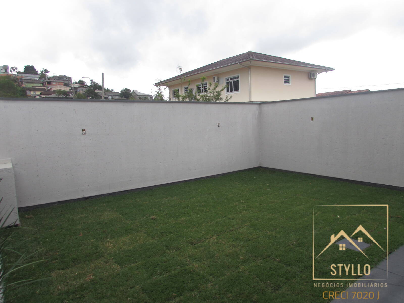 Casa à venda com 2 quartos, 63m² - Foto 12