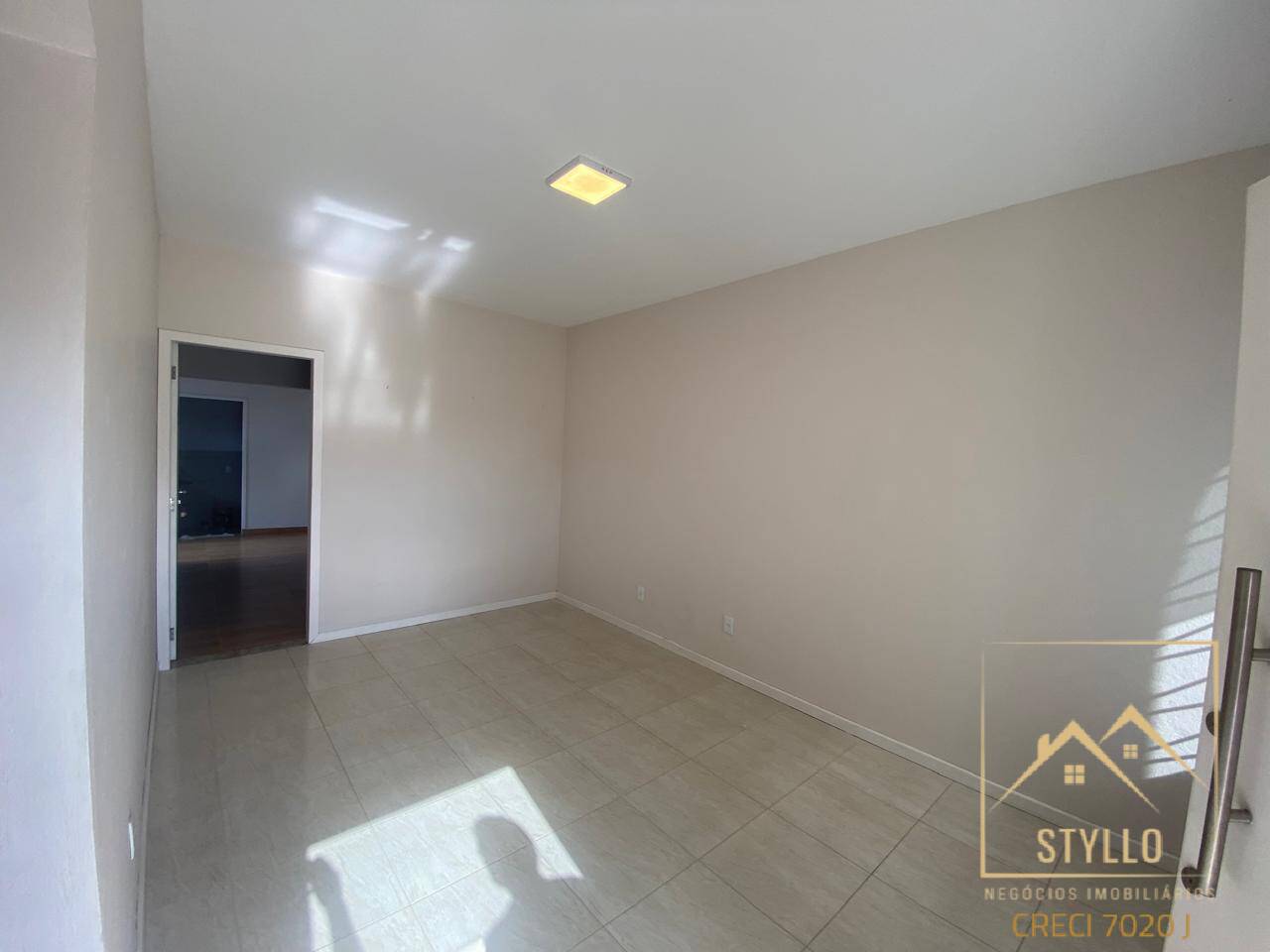 Casa, 3 quartos, 174 m² - Foto 4