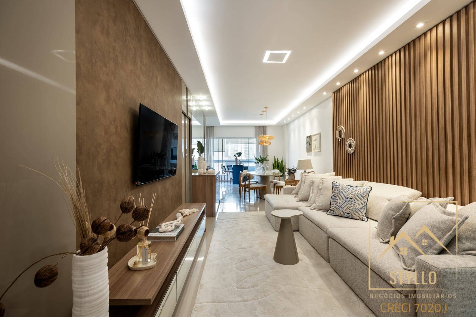Apartamento, 3 quartos, 281 m² - Foto 2