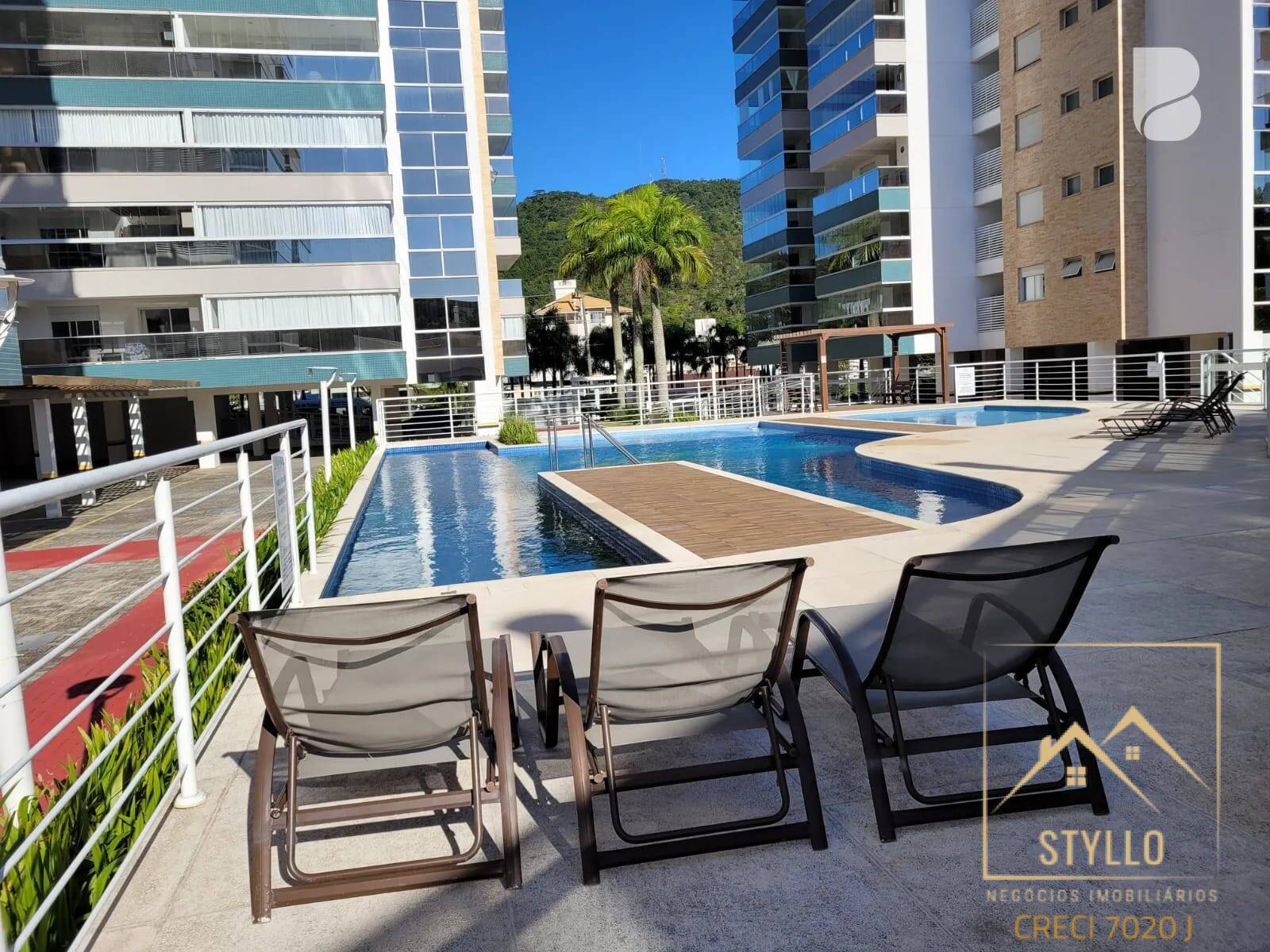 Cobertura, 3 quartos, 203 m² - Foto 35