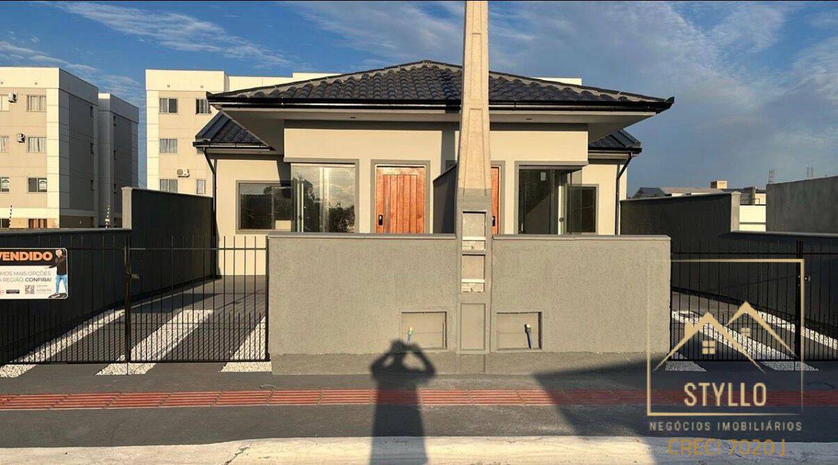 Casa, 2 quartos, 52 m² - Foto 1
